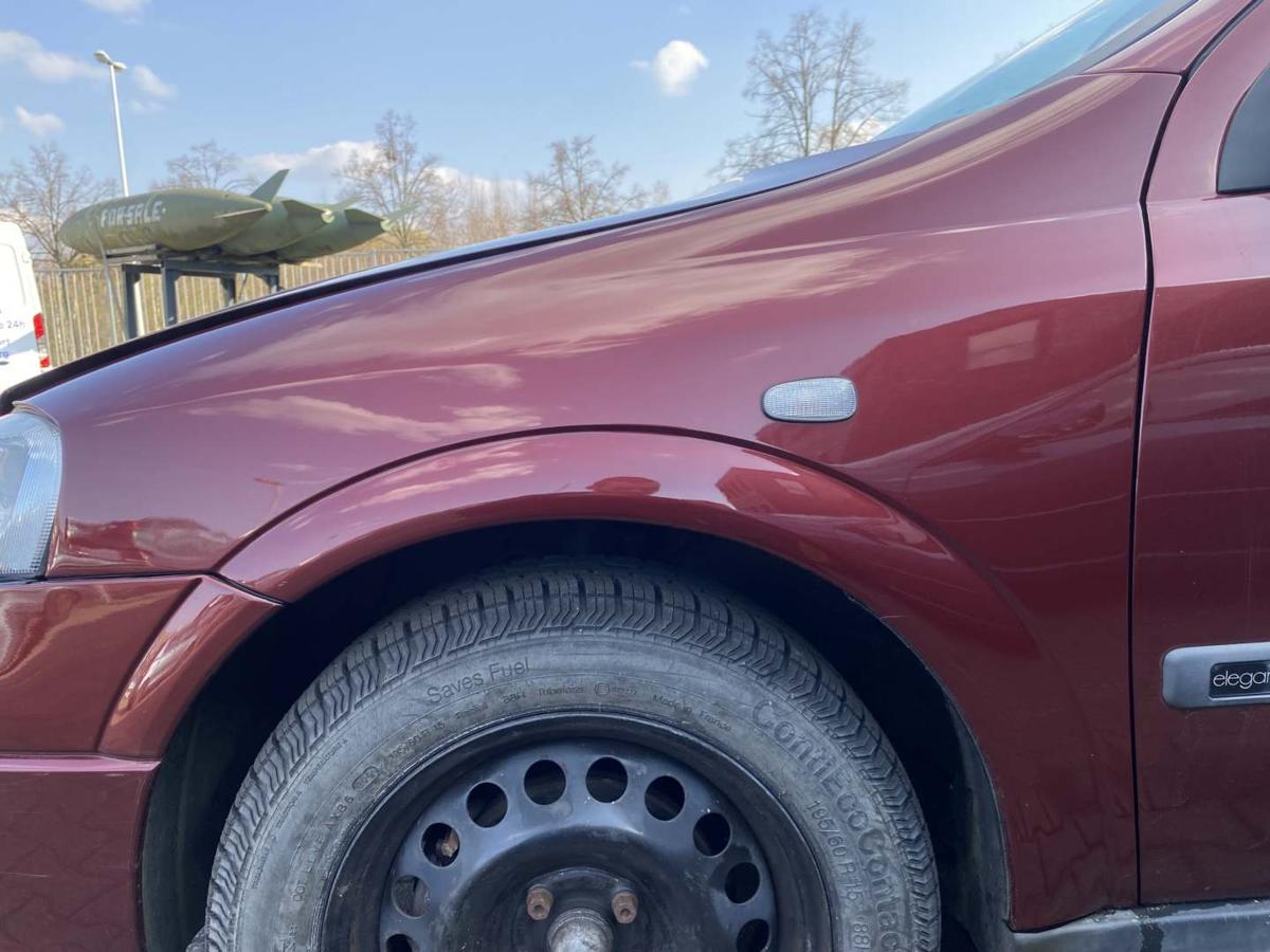 Opel Astra G original Kotfl&uuml;gel vorn links Z549 Marseillerot Bj.1999